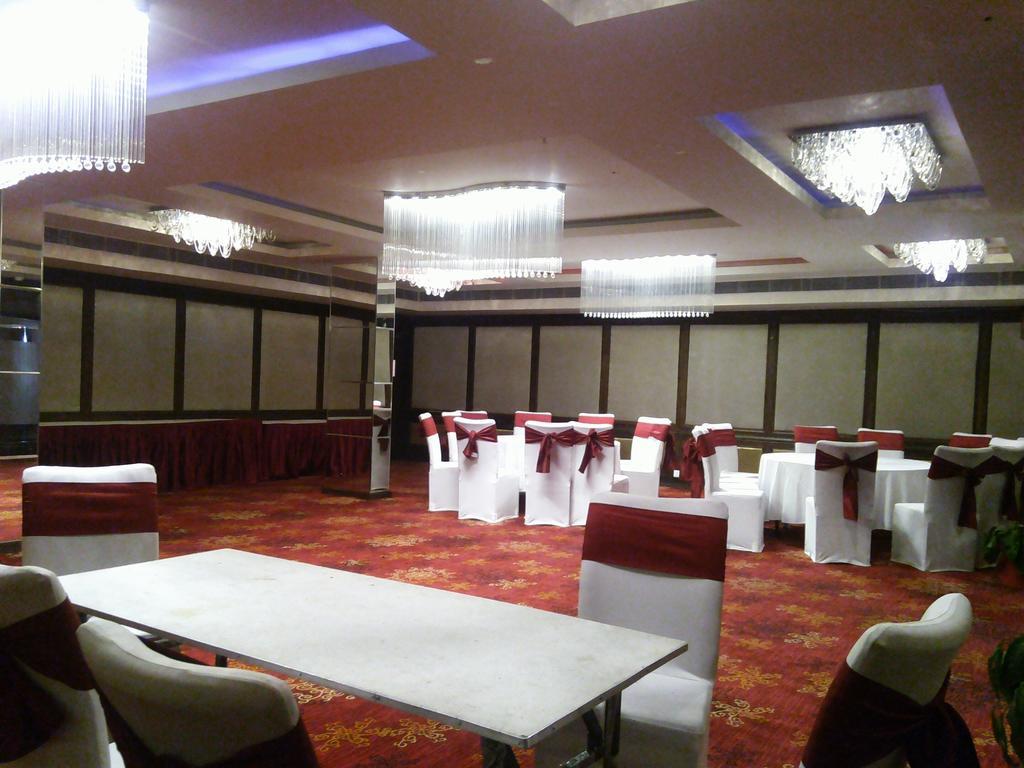 Hotel Saurabh Candy By Peppermint Haldwani Exterior photo