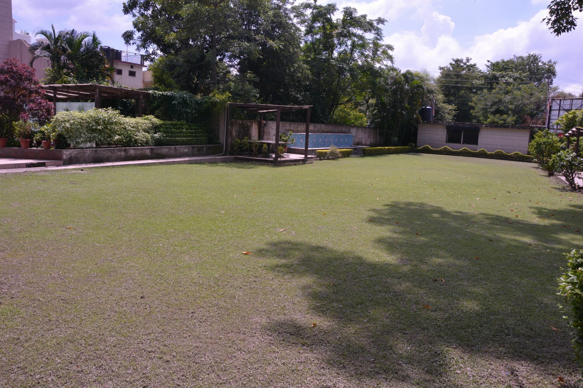 Hotel Saurabh Candy By Peppermint Haldwani Exterior photo